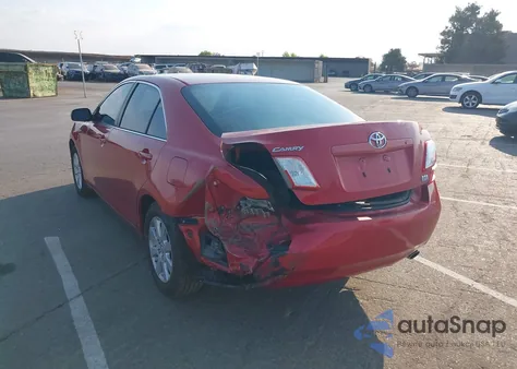 2007 Toyota Camry Hybrid z USA, uszkodzony, nr VIN JTNBB46K673009891